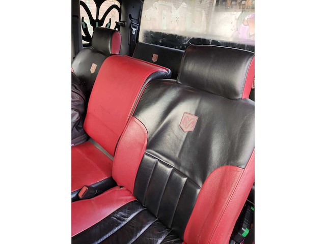 1996 dodge ram 2500 pick up personenauto - afbeelding 9 van  29