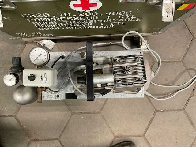1996 durr-dental wa-035 compressor olievrij - afbeelding 4 van  9