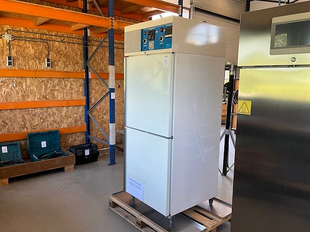 1996 elbaton ltkb225-ltb225 laboratoriumincubator - afbeelding 1 van  11