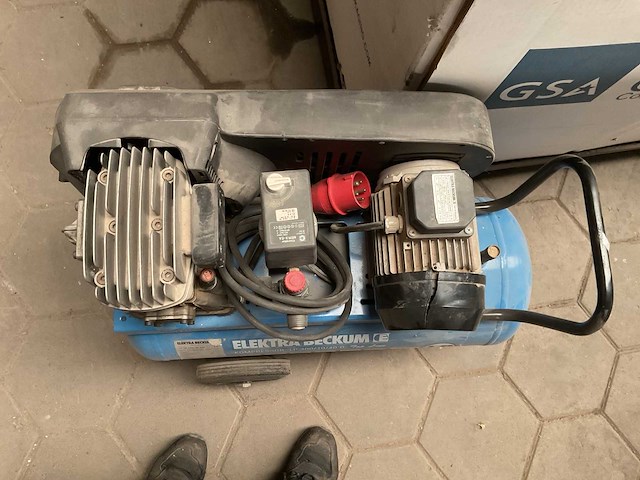 1996 elektra beckum lp 300 / 10 / 40d air compressor - afbeelding 3 van  7