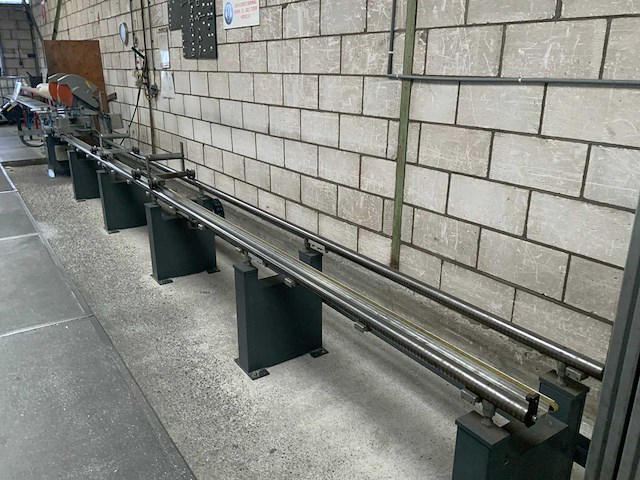 1996 elumatec dg 79 dubbele aluminium verstekafkortzaagmachine - afbeelding 2 van  8