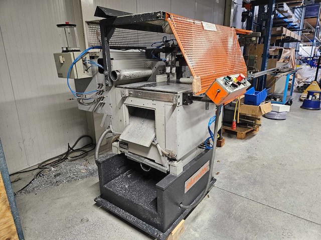 1996 elumatec sa 142/25 automatische aluminium afkortzaag - afbeelding 3 van  6