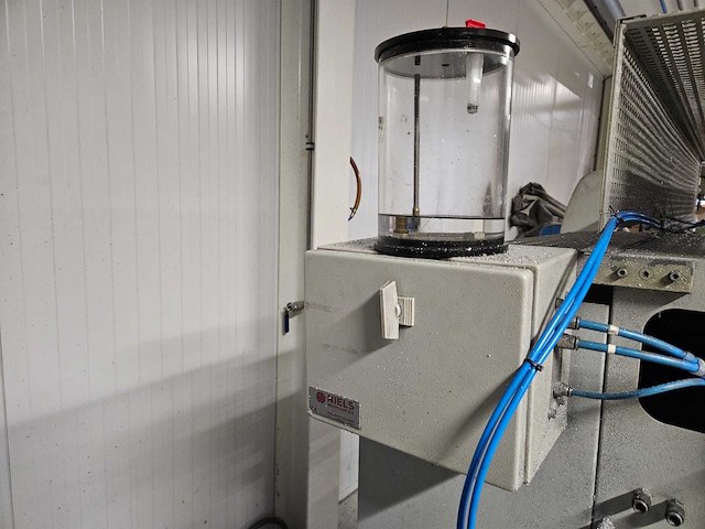 1996 elumatec sa 142/25 automatische aluminium afkortzaag - afbeelding 4 van  6
