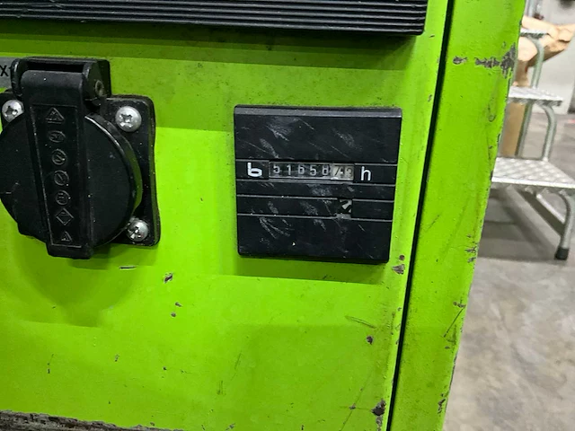 1996 engel es 650/125 hl spuitgietmachine - afbeelding 8 van  19
