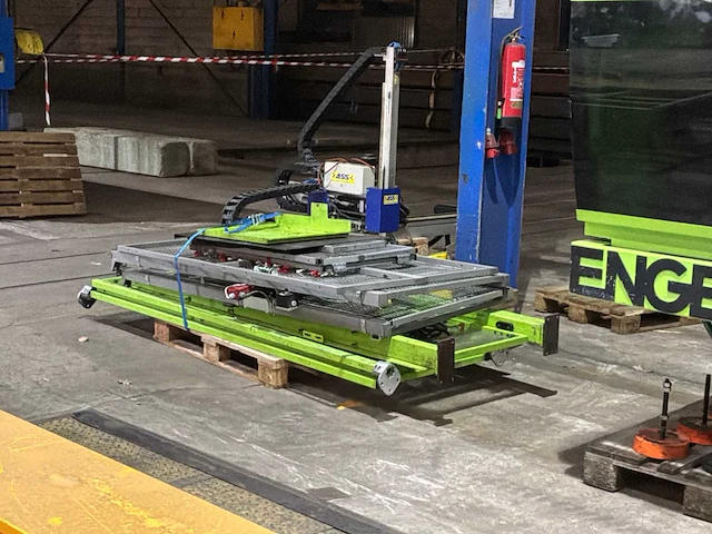 1996 engel es 650/125 hl spuitgietmachine - afbeelding 11 van  19