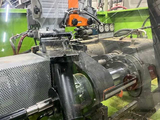 1996 engel es 650/125 hl spuitgietmachine - afbeelding 15 van  19