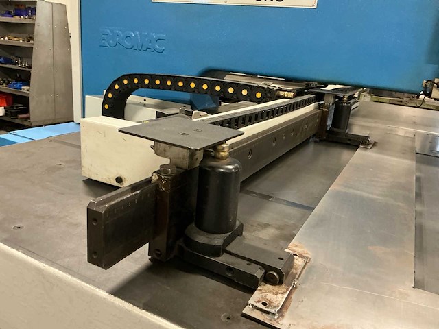 1996 euromac cx 750/30 ponsmachine cnc - afbeelding 10 van  22