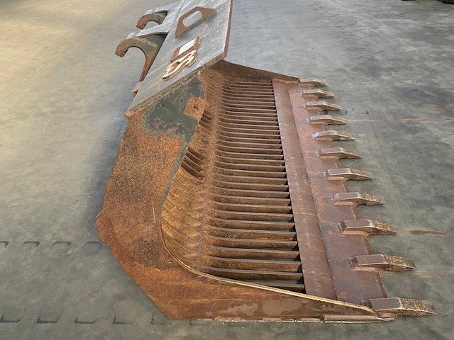 1996 eurosteel graafbak / puinriek - afbeelding 5 van  6