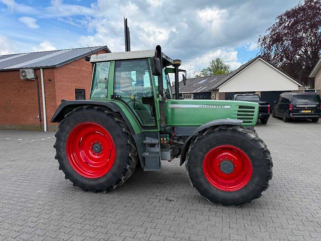 1996 fendt 512c vierwielaangedreven landbouwtractor - afbeelding 10 van  16