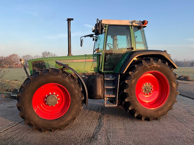 1996 fendt favorit 816 turboshift vierwielaangedreven landbouwtractor - afbeelding 2 van  47