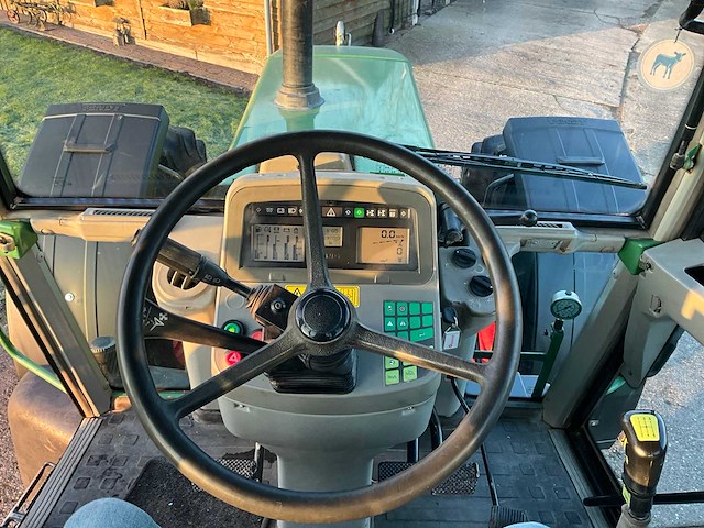 1996 fendt favorit 816 turboshift vierwielaangedreven landbouwtractor - afbeelding 30 van  47