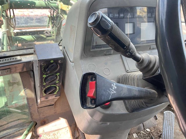 1996 fendt xylon 522 werktuigdrager - afbeelding 25 van  35