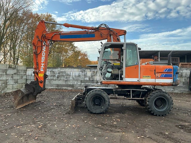 1996 fiat hitachi fh150w.3 mobiele kraan - afbeelding 12 van  74
