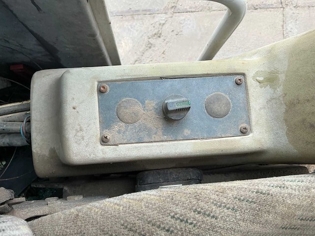 1996 hitachi fh150w-3 mobiele kraan - afbeelding 37 van  57