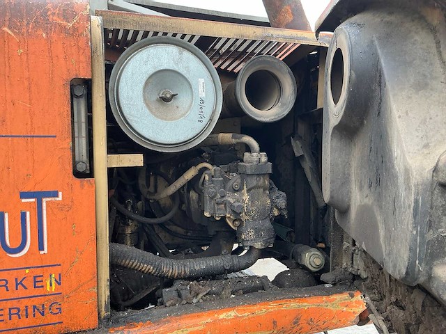 1996 hitachi fh150w-3 mobiele kraan - afbeelding 41 van  57