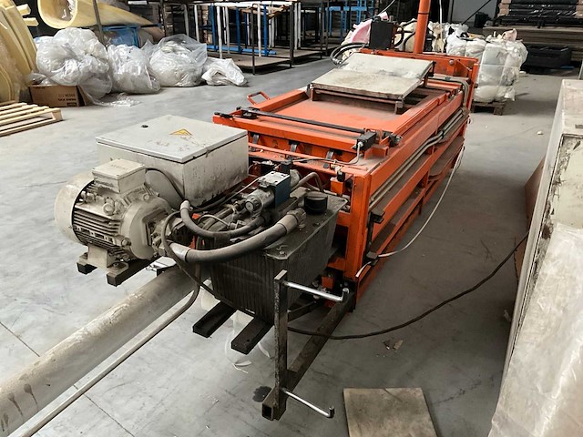 1996 hsm 12 gigant afvalpers horizontaal - afbeelding 5 van  8