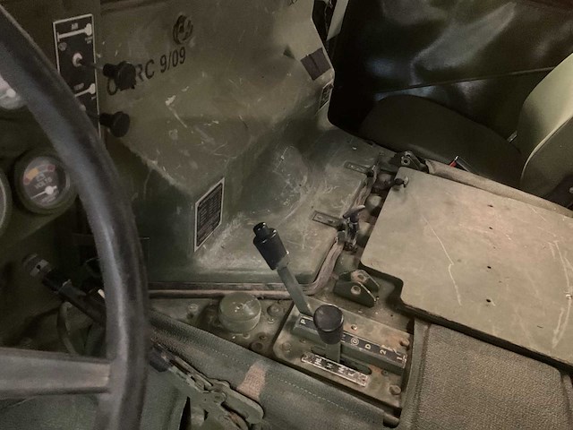 1996 humveee m1097 a2 legervoertuig - afbeelding 5 van  21