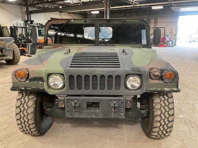 1996 humveee m1097 a2 legervoertuig - afbeelding 18 van  21