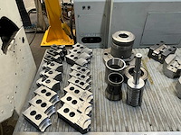 1996 hwacheon hi-eco31a cnc-draaibank met hatec stafaanvoer - afbeelding 8 van  16