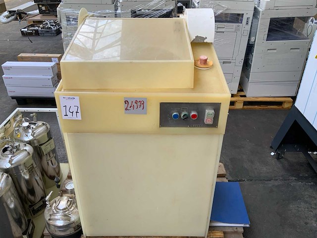 1996 i sedd mcd-240/ sp-c reinigings en droogcentrifuge - afbeelding 2 van  5