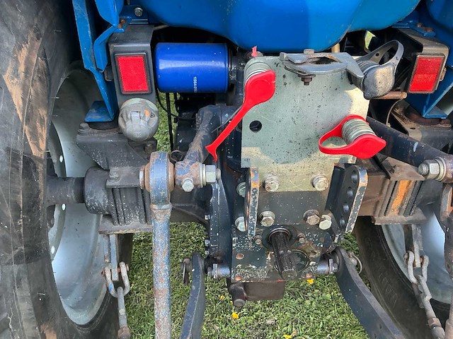 1996 iseki 5040a (ta serie) vierwielaangedreven landbouwtractor - afbeelding 21 van  28