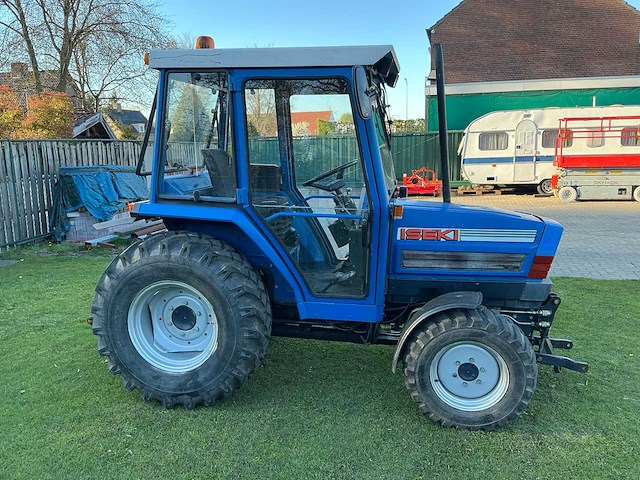 1996 iseki 5040a (ta serie) vierwielaangedreven landbouwtractor - afbeelding 4 van  28