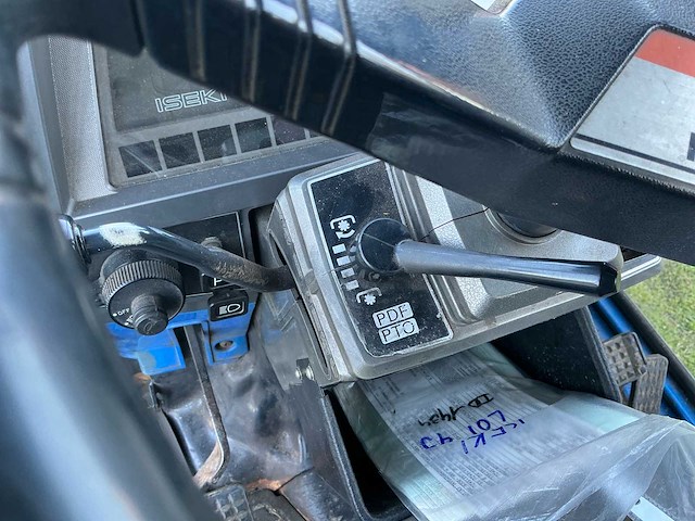 1996 iseki 5040a (ta serie) vierwielaangedreven landbouwtractor - afbeelding 5 van  11