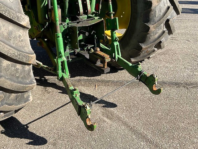 1996 john deere 6100 tweewielaangedreven landbouwtractor - afbeelding 6 van  26