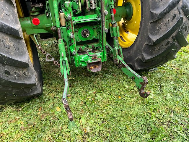 1996 john deere 6400 vierwielaangedreven landbouwtractor met voorlader - afbeelding 15 van  42