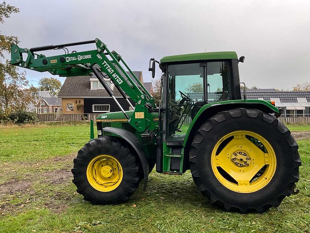 1996 john deere 6400 vierwielaangedreven landbouwtractor met voorlader - afbeelding 9 van  42