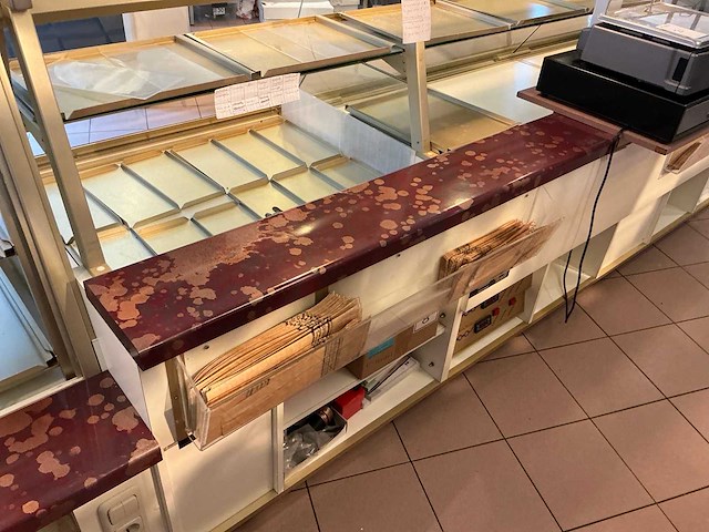 1996 koning bonbon koelvitrine + presentatiemeubel - afbeelding 5 van  9