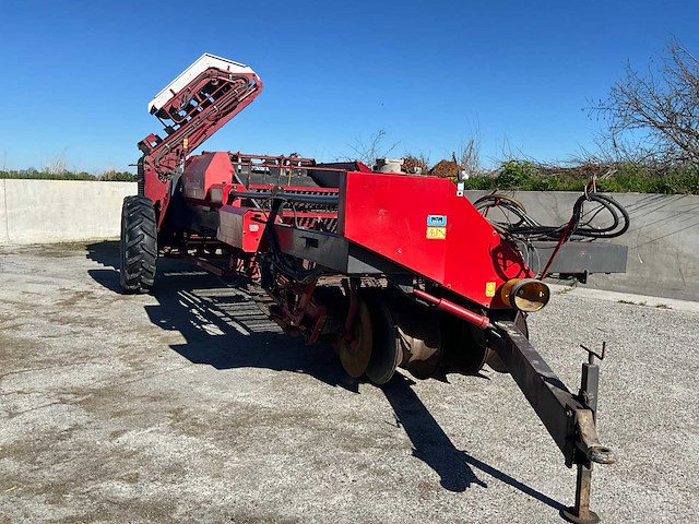 1996 kverneland un2600 aardappelrooier - afbeelding 19 van  24