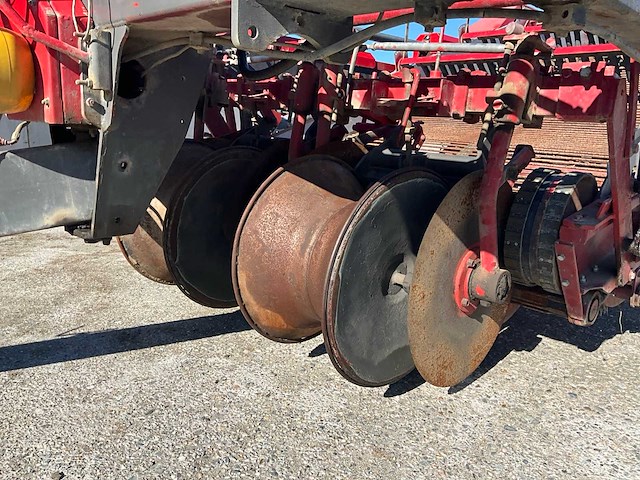 1996 kverneland un2600 aardappelrooier - afbeelding 1 van  22