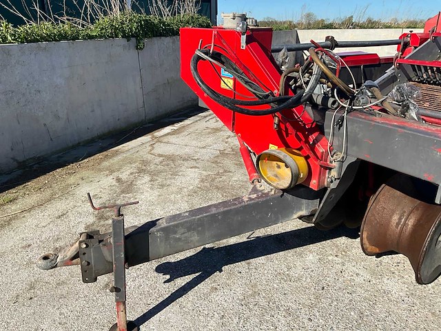 1996 kverneland un2600 aardappelrooier - afbeelding 19 van  22