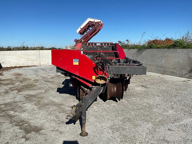1996 kverneland un2600 aardappelrooier - afbeelding 18 van  22