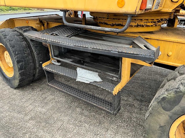 1996 liebherr a922 litronic op- en overslagkraan - afbeelding 11 van  33