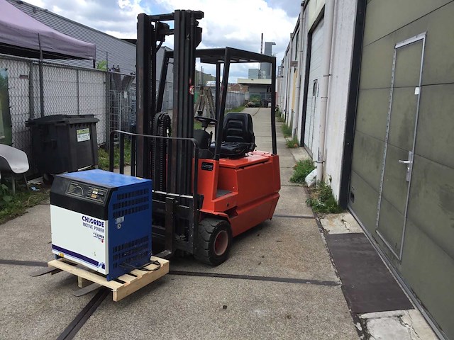 1996 linde e18 vorkheftruck - afbeelding 1 van  22