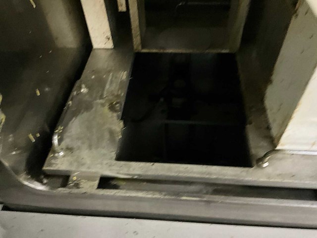 1996 mcp 004 plc vacuümgietmachine - afbeelding 14 van  15