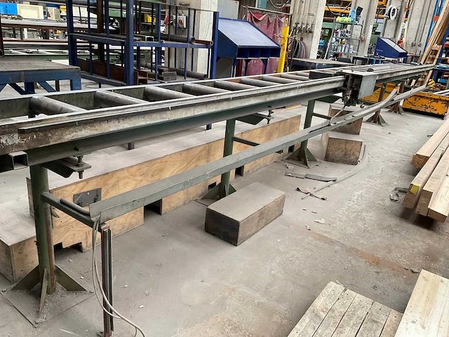 1996 metalen horizontale bandzaagmachine - afbeelding 15 van  18