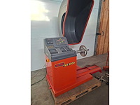 1996 mf mt2300 banden balanceerapparaat - afbeelding 7 van  10