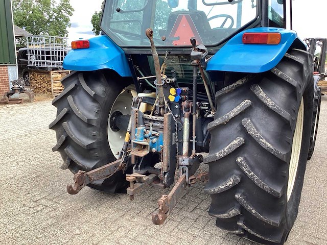 1996 new holland 5635 dt vierwielaangedreven landbouwtractor - afbeelding 7 van  14