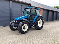 1996 new holland 5635 dt vierwielaangedreven landbouwtractor