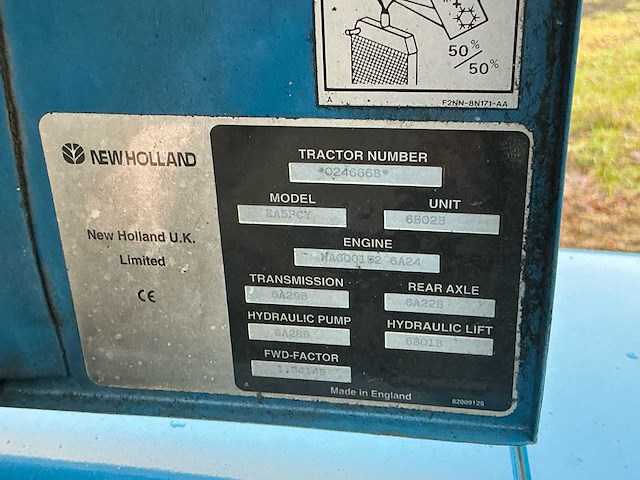 1996 new holland 6640 vierwielaangedreven landbouwtractor - afbeelding 25 van  31