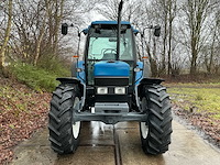 1996 new holland 6640 vierwielaangedreven landbouwtractor - afbeelding 23 van  31
