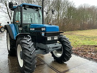1996 new holland 6640 vierwielaangedreven landbouwtractor - afbeelding 26 van  31