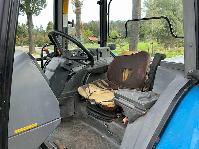 1996 new holland 8340 vierwielaangedreven landbouwtractor - afbeelding 16 van  32