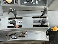 1996 new holland 8340 vierwielaangedreven landbouwtractor - afbeelding 25 van  32