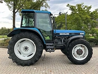 1996 new holland 8340 vierwielaangedreven landbouwtractor - afbeelding 29 van  32