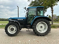 1996 new holland 8340 vierwielaangedreven landbouwtractor - afbeelding 12 van  32