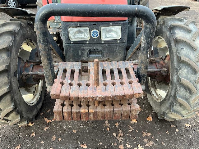 1996 new holland l85 dt vierwielaangedreven landbouwtractor - afbeelding 1 van  12